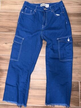 SONG Women’s Blue Cargo Jeans Size 9/29 - Used